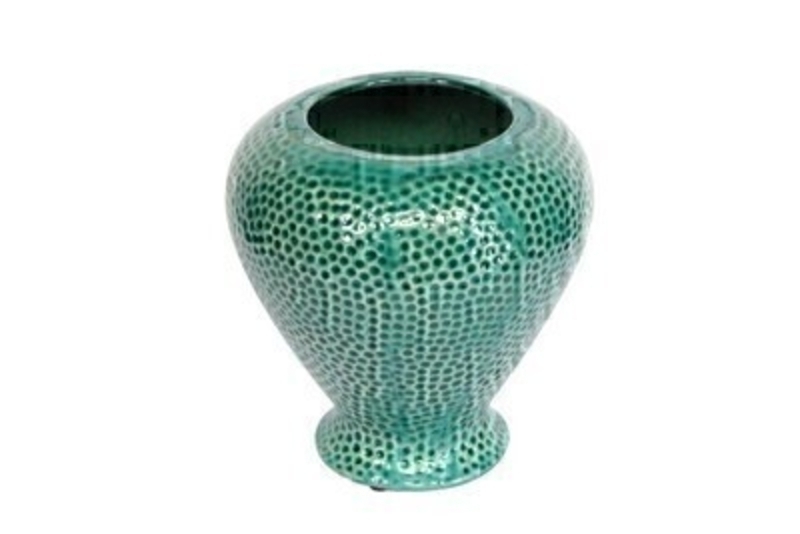 <p>Contemporary seagreen ceramic dimple small vase by Gisela Graham. This stunning vase is a statement piece all homes deserve. Would make an ideal gift for someone special or as a treat for your own home. Also available in a larger size. Size (LxWxD) 18x18x18cm</p>